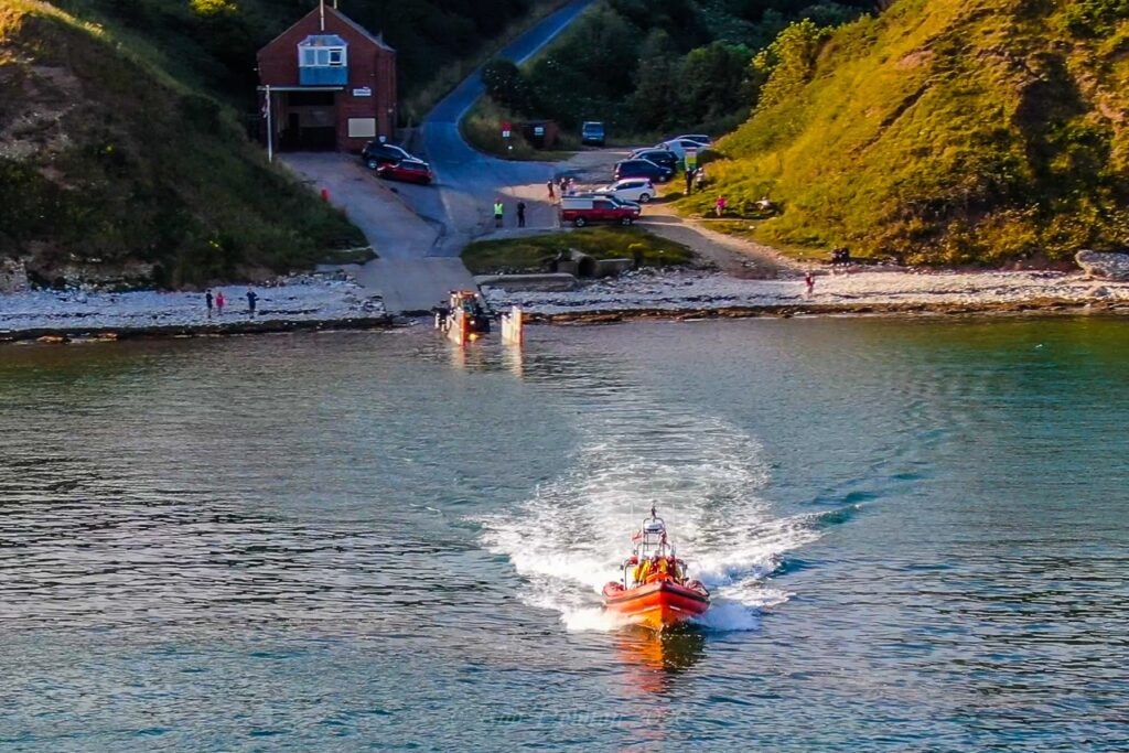 Flamborough Lifeboat marks the next milestone in RNLI 200th anniversary scroll relay