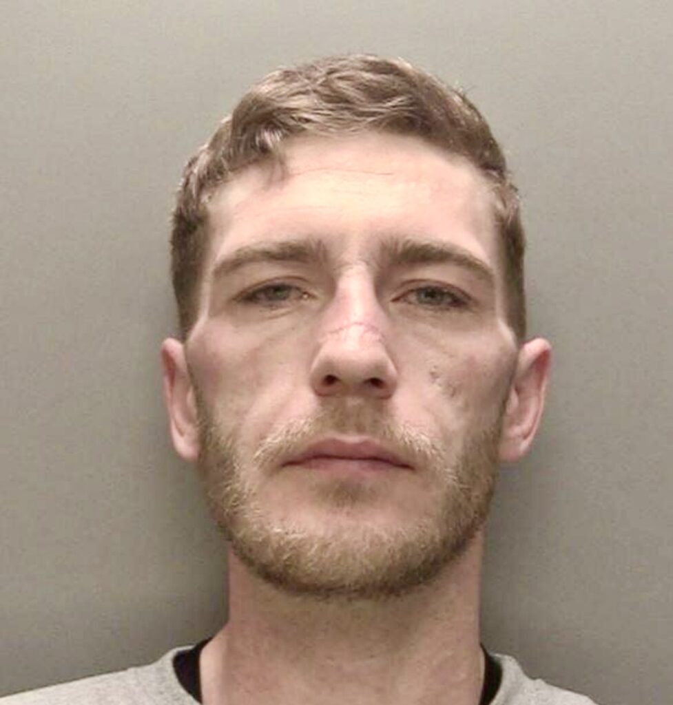 Police appeal for location of Bridlington man wanted on prison recall