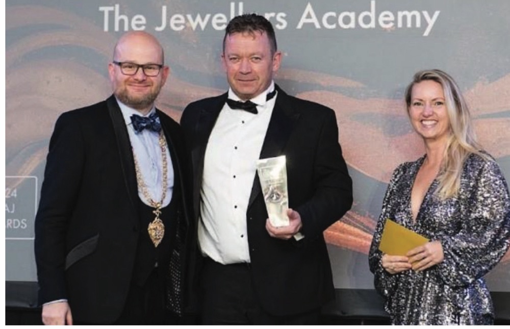 Another national award for Bridlington-based Jewellers Academy