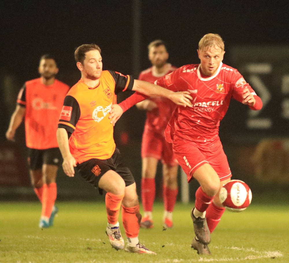 Seasiders lose out to high flying Emley AFC