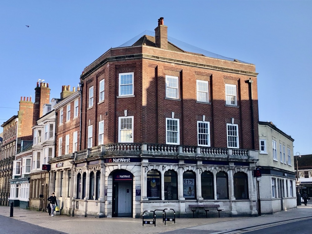 Bridlington branch of NatWest Bank to close in June Bridlington branch of NatWest Bank to close in June