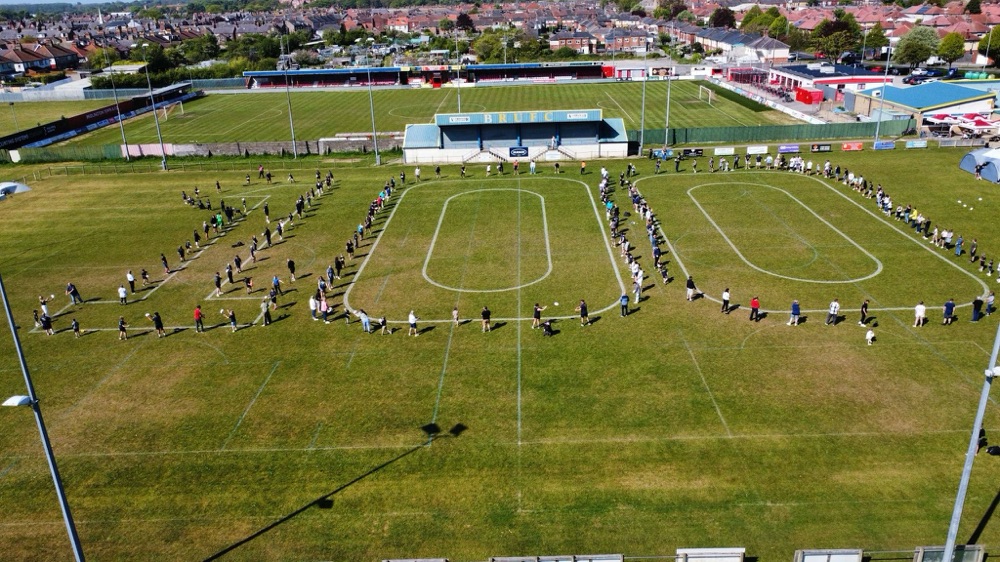 Bridlington Rugby Club succeed in 100,000 passes project