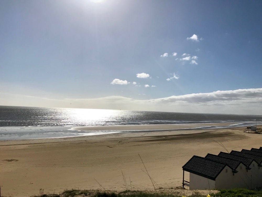 Volley good show… Beach volleyball heads to Bridlington
