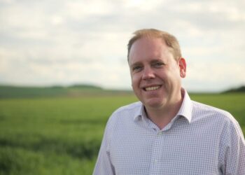 Local Pub of the Year competition launched by Bridlington MP Charlie Dewhirst