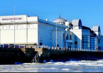 World Cup hero Sir Geoff Hurst heads to Brid Spa on December 12