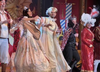 Review: Dick Whittington Pantomine - Bridlington Spa