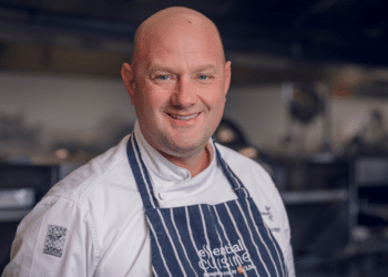 Bridlington college lecturer wins prestigious national teaching award