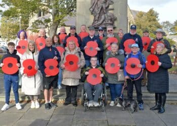 Bridlington prepares to remember with poppy placement